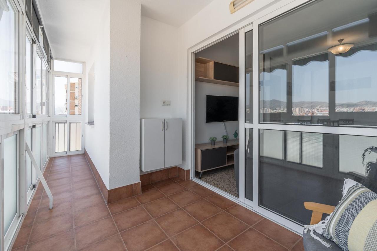 Tuguest Heroe Apartment Málaga Extérieur photo