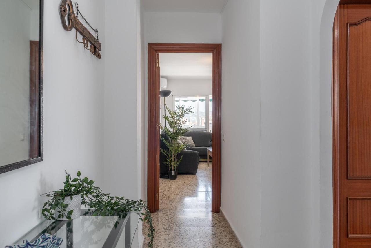 Tuguest Heroe Apartment Málaga Extérieur photo