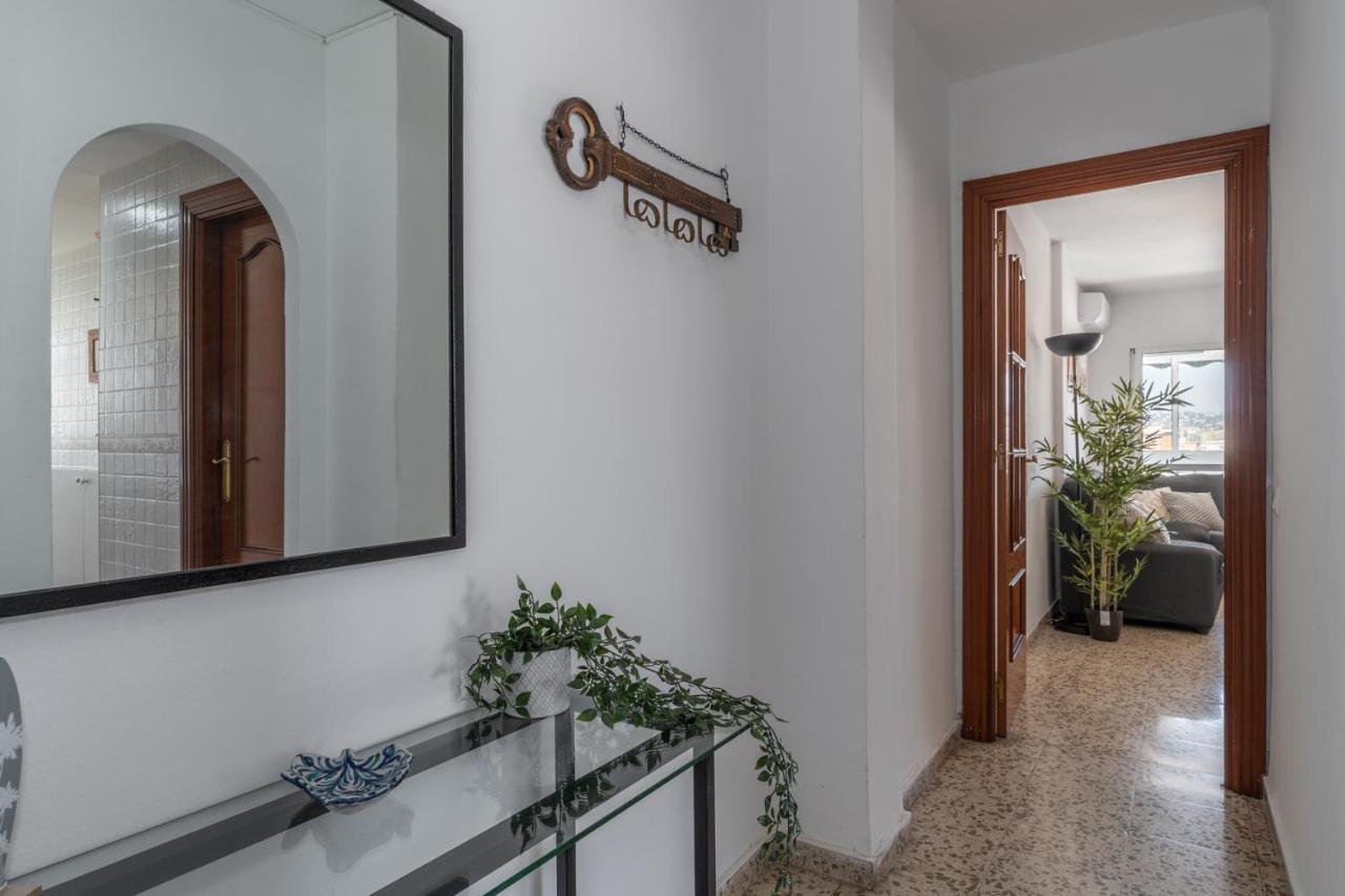 Tuguest Heroe Apartment Málaga Extérieur photo
