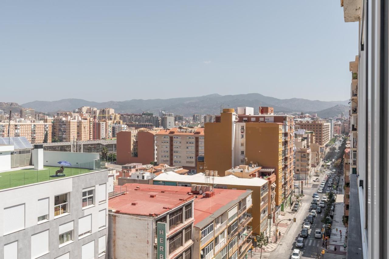 Tuguest Heroe Apartment Málaga Extérieur photo