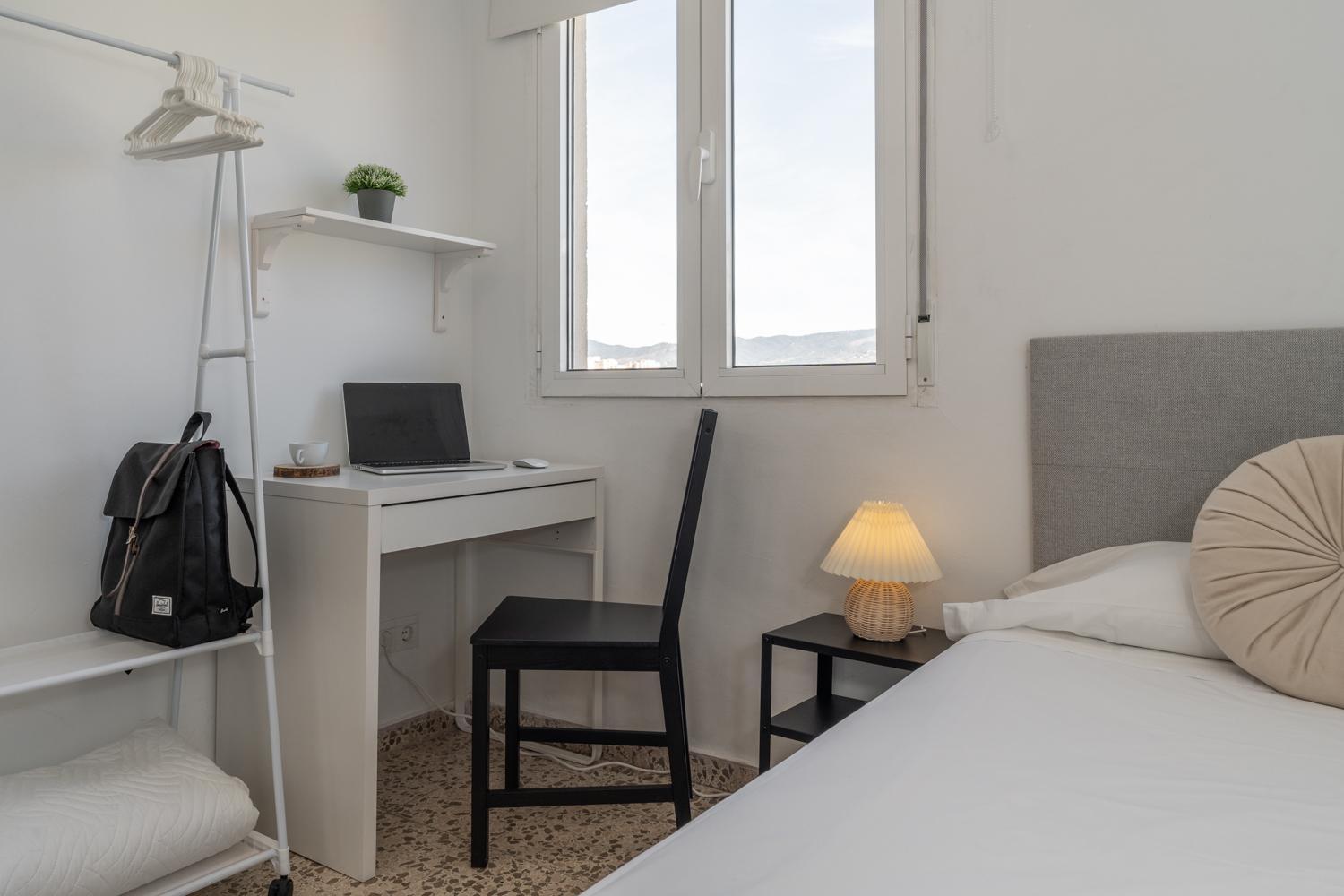 Tuguest Heroe Apartment Málaga Extérieur photo